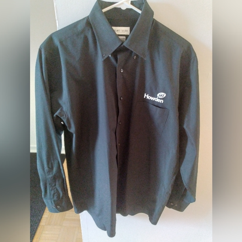 Van heusen dress shirt size m